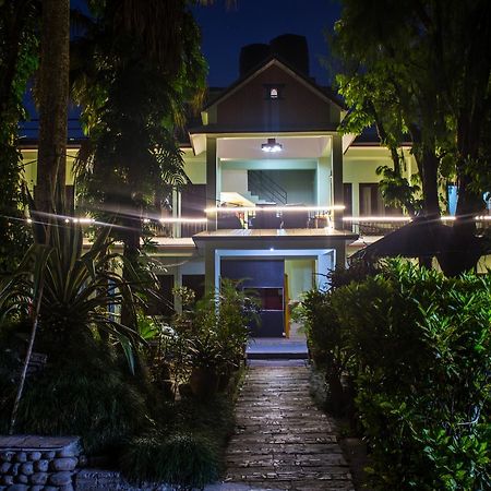 Yeti Guest House โพคารา ภายนอก รูปภาพ